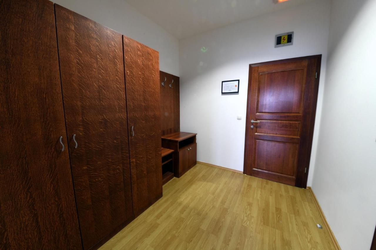 Apartments & Rooms Križevci エクステリア 写真