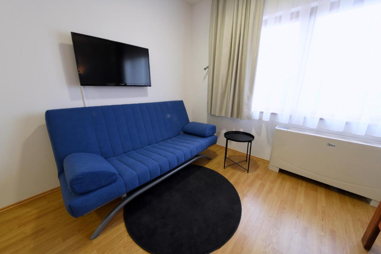 Apartments & Rooms Križevci エクステリア 写真