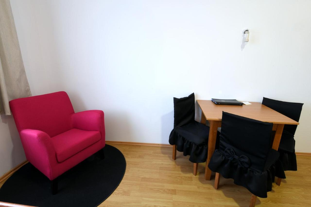 Apartments & Rooms Križevci エクステリア 写真